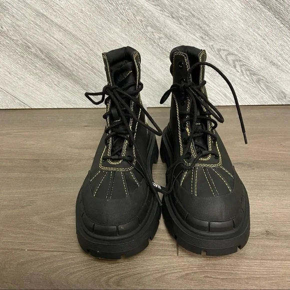 Zara | Low Heel Rubberized Lug Sole Ankle Combat Boots Size 6 NEW - Picture 5 of 10